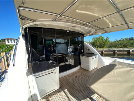 Boating is fun with a Sea Ray in West Palm Beach