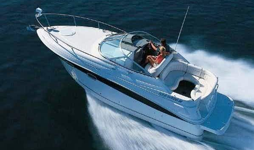 ENJOY CANCUN ON AN AFFORDABLE SMALL YACHT WITH ALL SERVICES