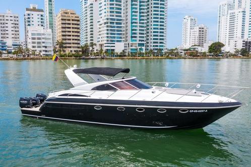 Charter the 43ft Fourline Motor Yacht in Cartagena de Indias!