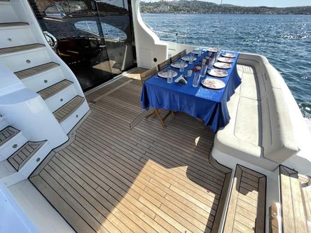 Discover Bodrum surroundings on this 2020 Azimut 60 boat