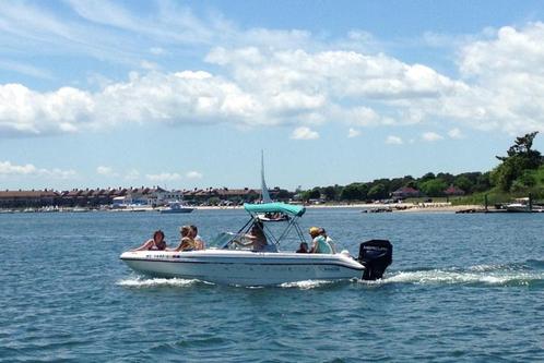 Great seating, and fun on the water! Tubing, waterskiing & more!