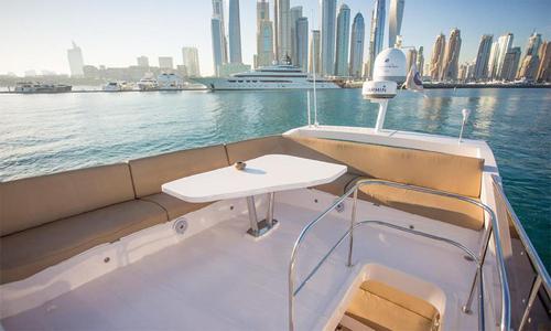 Flybridge boat for rent in Dubai