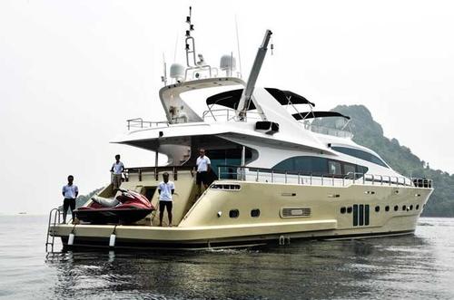 Boating is fun with a Motor yacht in Phuket