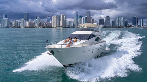 Azimut's 70.0 feet in Miami Beach