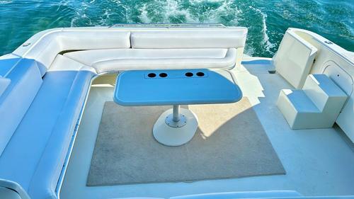 Boating is fun with a Sea Ray in Cancun