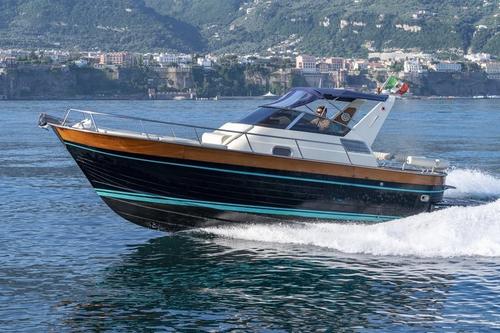 Motor boat boat for rent in Sorrento