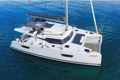 Catamaran boat rental in Mykonos, Greece