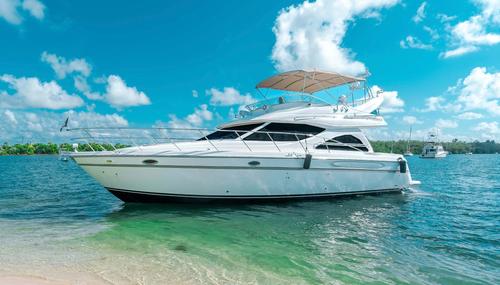 50.0 feet Maxum in great shape