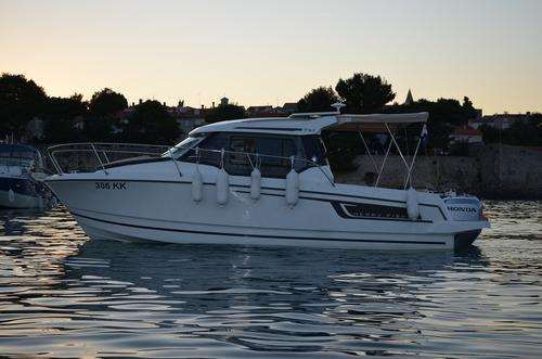 Rent Merry Fisher 795 386 kk