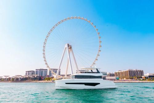 This 62.0' FIBO cand take up to 25 passengers around Dubai