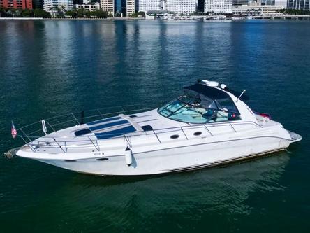 SEA RAY's 44.0 feet in Miami Beach