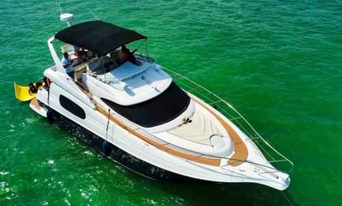 Motor yacht boat for rent in Miami
