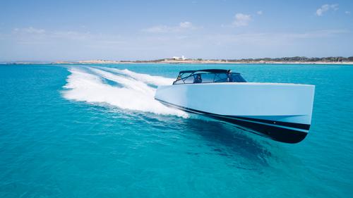 Boating is fun with a Motor yacht in Ibiza