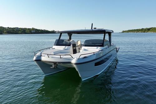 2024 Spacious Tesoro Powercat in Miami