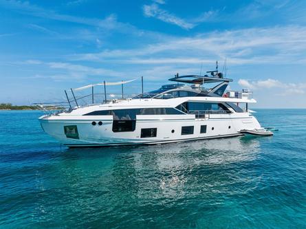 Brand New 88 Azimut - Luxury Yacht!
