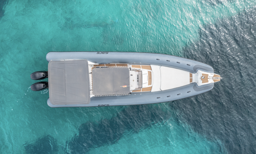 Up to 12 persons can enjoy a ride on this Motor boat boat