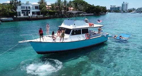 Up to 34Pax Yacht Party Rental, Unforgettable Celebrations