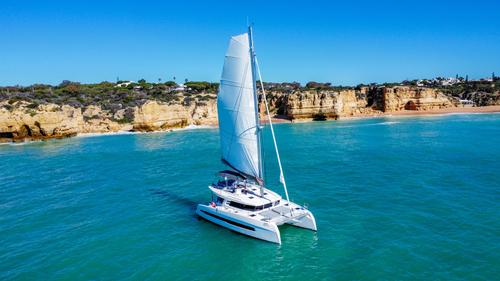 Dufour's 44.0 feet in Albufeira