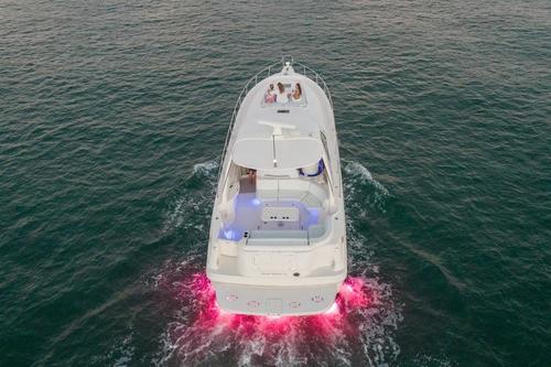Cruise right from the heart of Miami Beach on a 51ft yacht