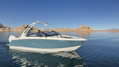 Motor boat boat rental in Page, AZ