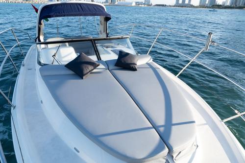 BMW Yacht – Nora 33ft (10 PAX)