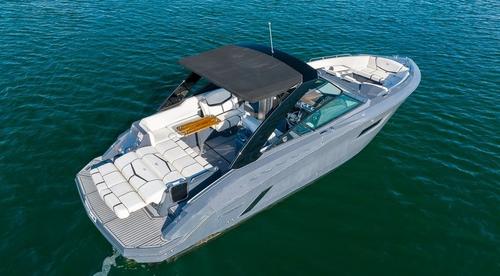 Boating is fun with a Cruiser in Newport Beach