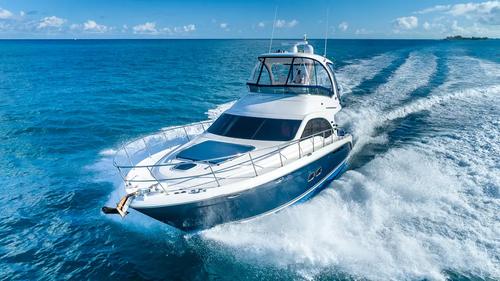 Boat rental in Nassau, 