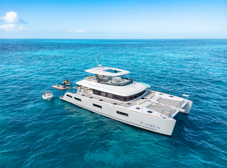Catamaran boat rental in Miami Beach, FL