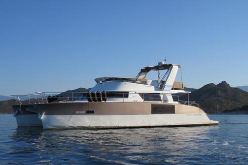 47.0 feet Fountaine Pajot in great shape