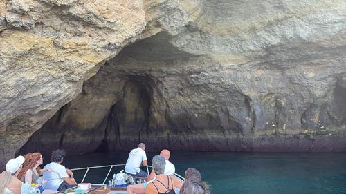 Up to 18 persons can enjoy a ride on this Classic boat