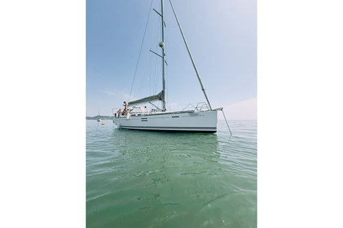 Boat for rent Dufour 40.0 feet in Doca de Lisboa (Doca do Bom Sucesso), Portugal