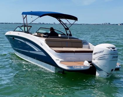 Sea Ray boat for rent in miami