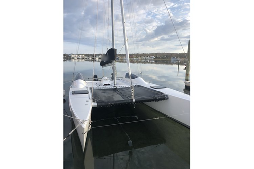 Up to 6 persons can enjoy a ride on this Catamaran boat