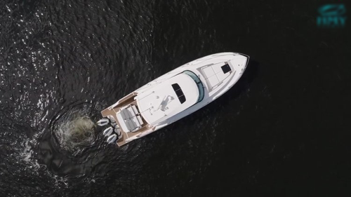Express cruiser boat for rent in Miami Beach