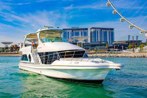 Boat rental in Dubai, 