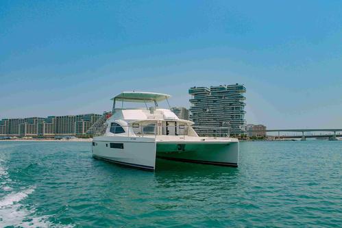 Discover Dubai surroundings on this Leopard 65 Leopard boat