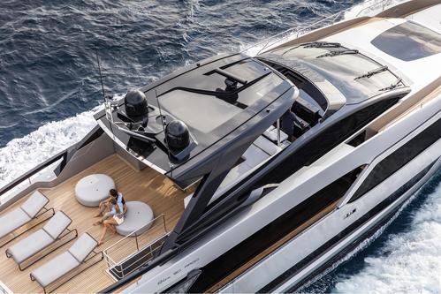Discover Hillsboro Beach surroundings on this Argo 90 Riva Yachts boat