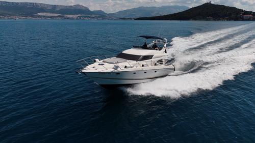 Sunseeker Manhattan 48 FLY