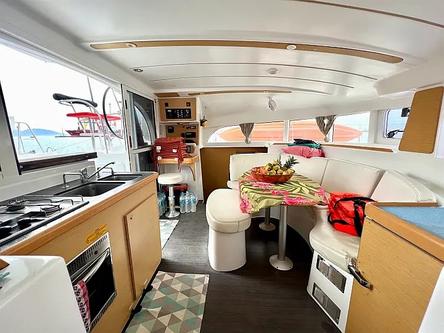 Lagoon boat for rent in Papeete, Tahiti