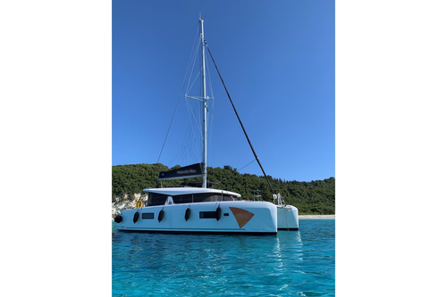Boat rental in Naxos, 