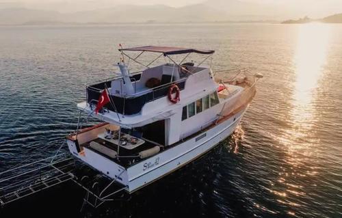 Unforgettable Sea Tours with a 14-Meter Trawler Motor Yacht Departing from Fethiye