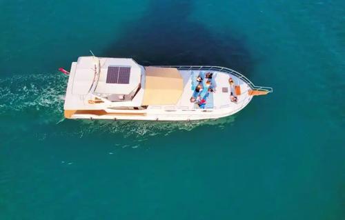 This 69.0' Custom cand take up to 24 passengers around Antalya