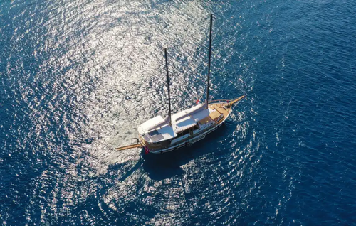 Discover Bodrum surroundings on this Made Custom boat