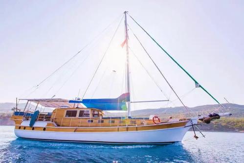 Discover Kas surroundings on this Made Custom boat