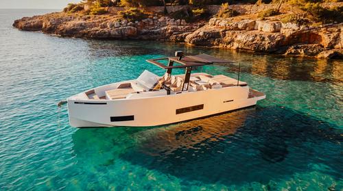 D42 Open - ideal for social day charters, celebrations or stylish coastal exploration!
