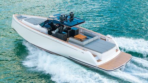 Up to 12 persons can enjoy a ride on this Motor yacht boat