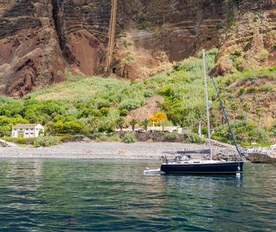 Dufour 365 Grand Large fully equipped and very comfortable for cruising