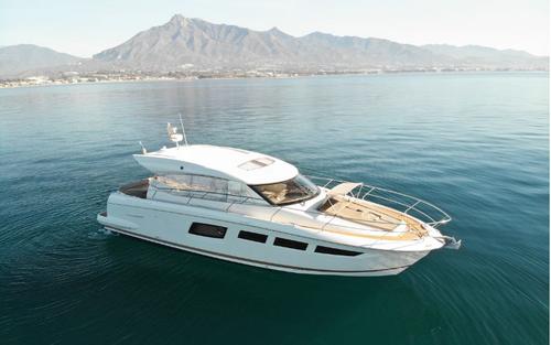 Stylish 50 ft Luxury Yacht Charter in Marbella for Relaxed Coastal Cruises