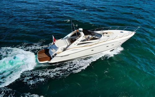 Sporty 55 ft Luxury Yacht Charter in Marbella – Perfect for Stylish Day Cruises