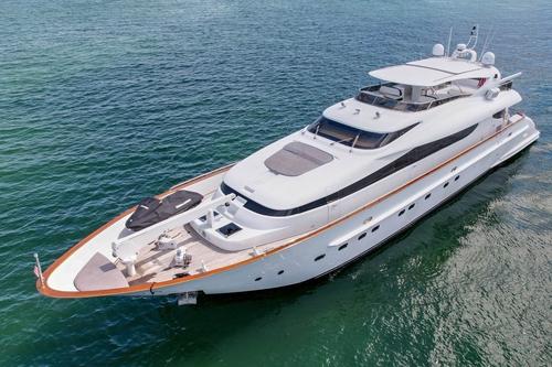 110.0 feet Maiora in great shape